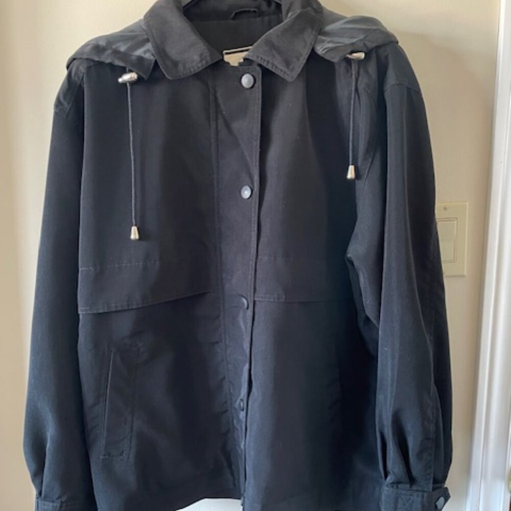 All Weather Woman Black Light Spring Coat Size 18 - Sequence